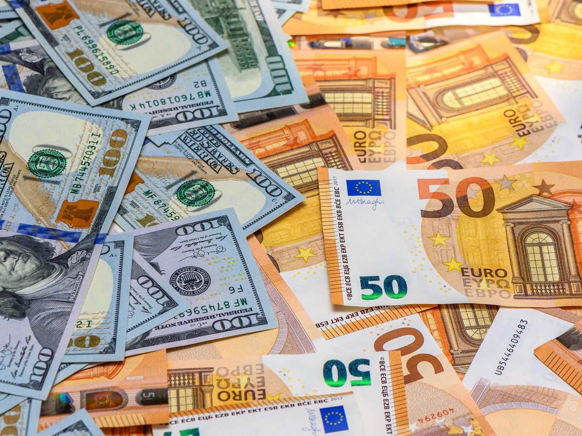 30 dolarów ile to euro i od czego zależy kurs wymiany