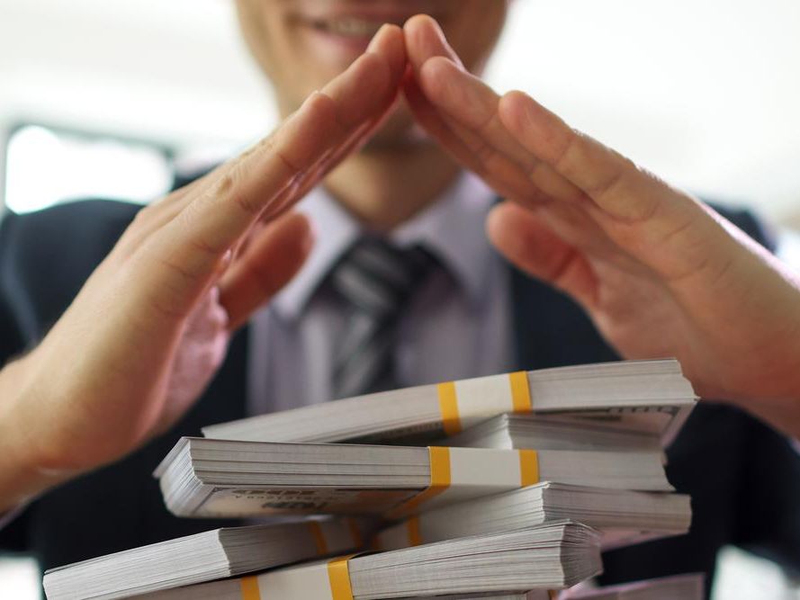 Jak wybierać zabezpieczenia finansowe na różnych etapach życia