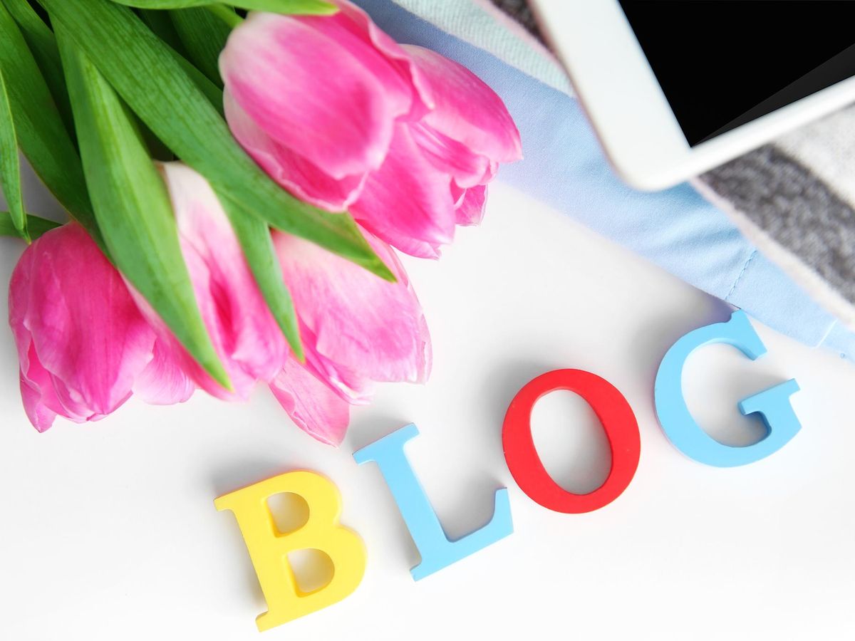 Jak osobisty blog staje się przestrzenią do wyrażania myśli i opinii